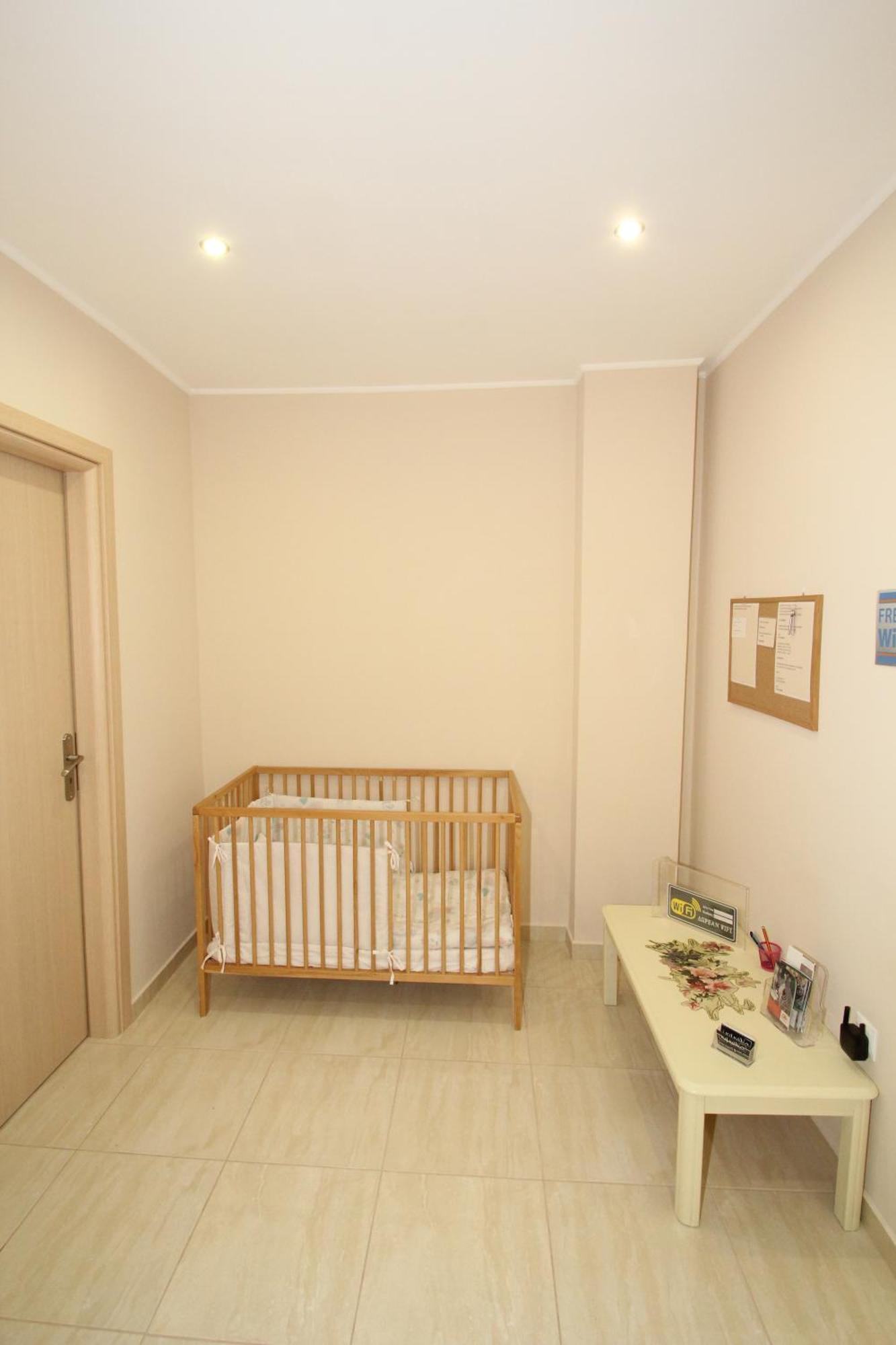 Filoxenia Apartment 아르테미다 외부 사진