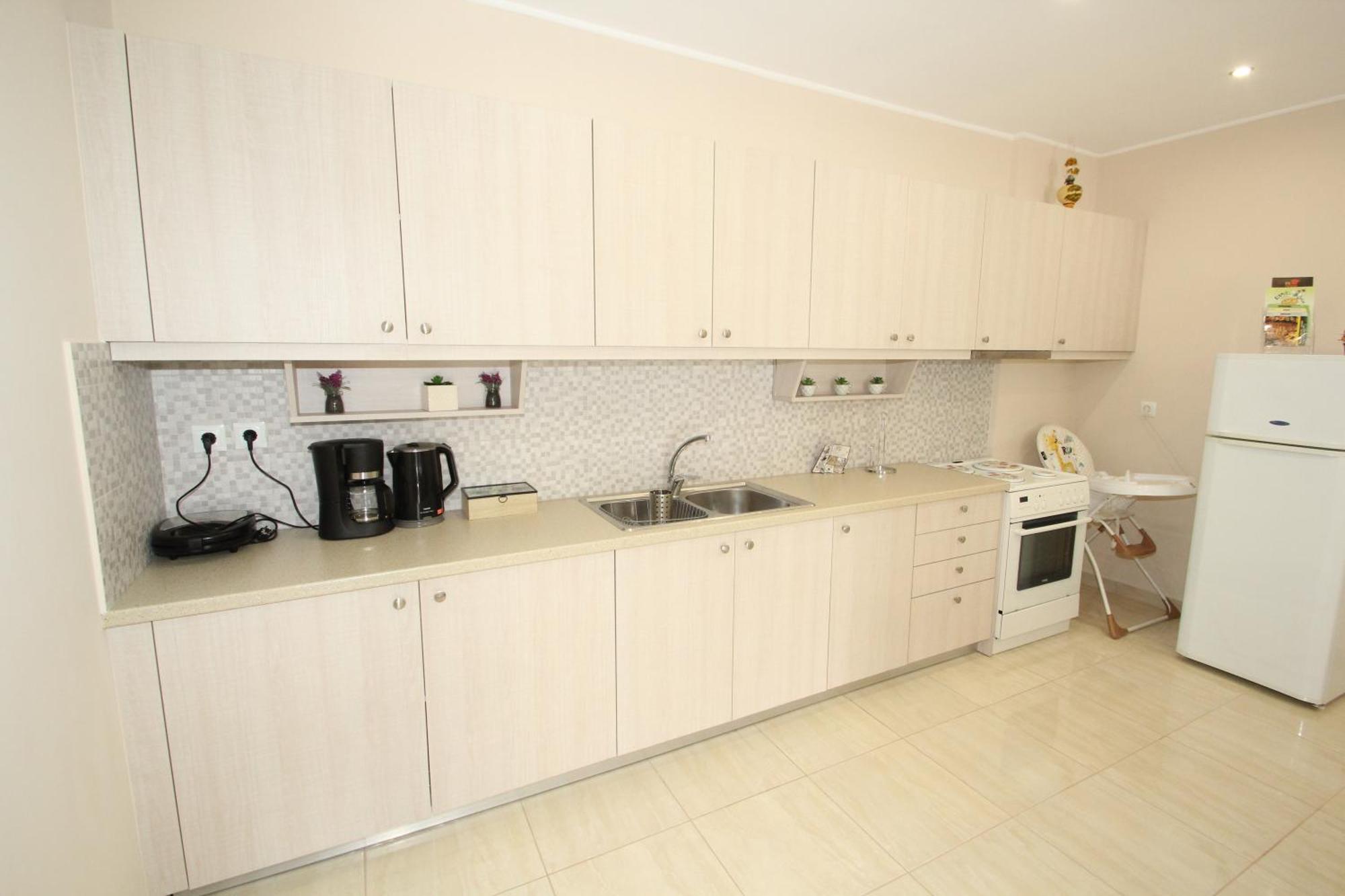 Filoxenia Apartment 아르테미다 외부 사진
