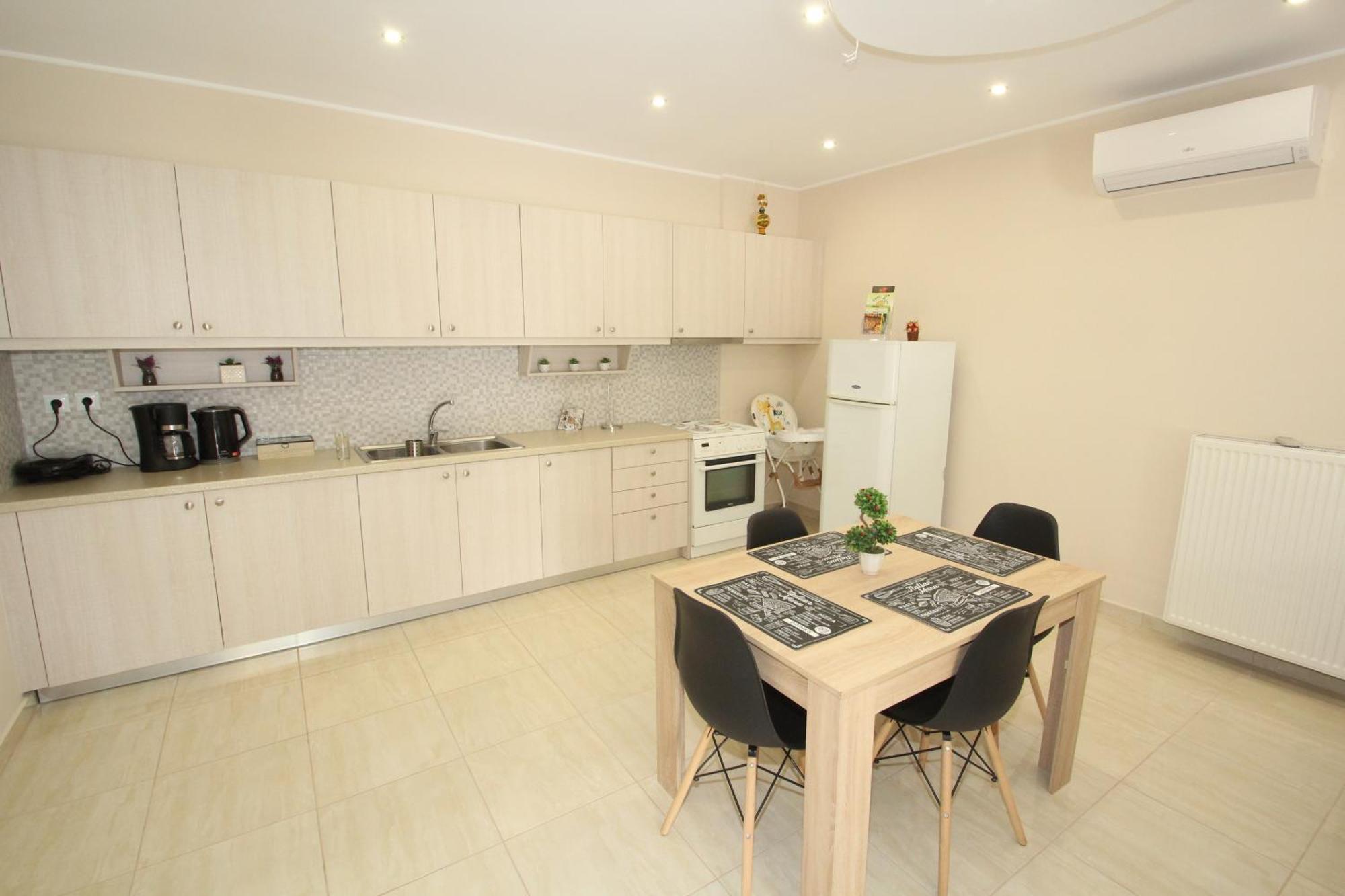 Filoxenia Apartment 아르테미다 외부 사진